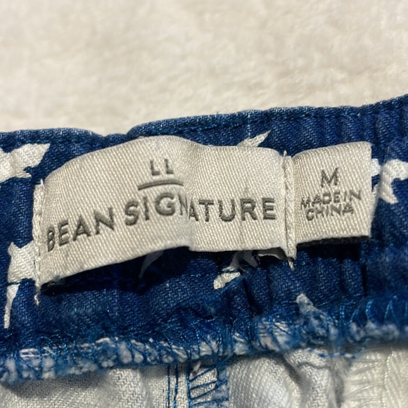 L.L. Bean Signature Bird Print Shorts - Picture 7 of 8